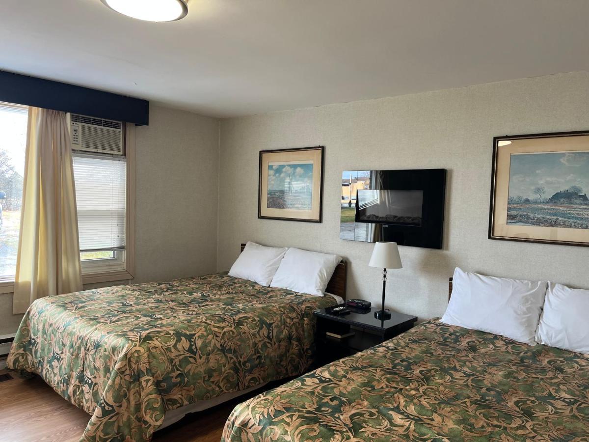 Old Mill Motel Blind River Экстерьер фото